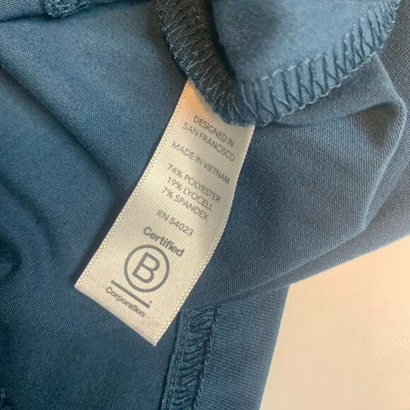 Athleta‎ Shirt Womens XXS Essence Twist Long Sleeve Athleisure Teal Thumbholes - Picture 6 of 9